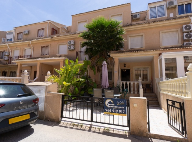 Herenhuis - Wederverkoop - Playa Flamenca - pueblo caballero
