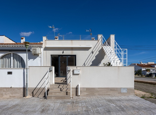 Herenhuis - Wederverkoop - Torrevieja - Urbanización San Luis