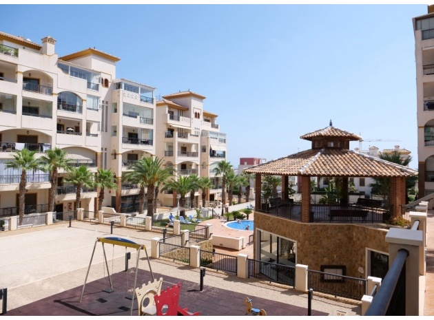 Lägenhet - Återförsäljning - Guardamar del Segura - Marjal Beach