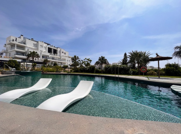 Lägenhet - Återförsäljning - Punta Prima - ESMA-41573