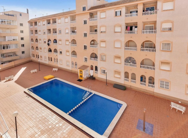 Lägenhet - Återförsäljning - Torrevieja - Beachside Torrevieja