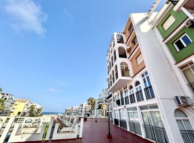 Lägenhet - Återförsäljning - Torrevieja - CSP-78694