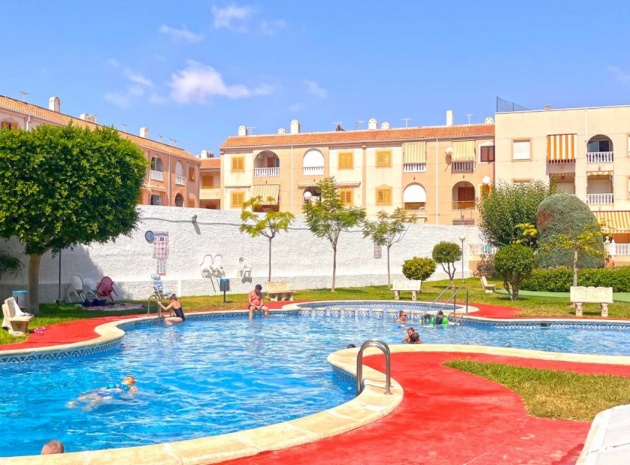 Lägenhet - Återförsäljning - Torrevieja - El Acequión - Los Náufragos