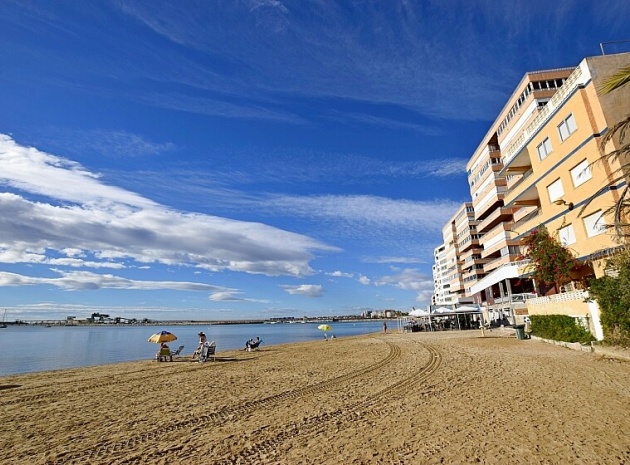 Lägenhet - Återförsäljning - Torrevieja - Playa del Acequión