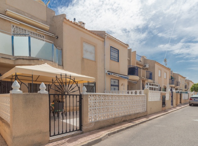 Lägenhet - Återförsäljning - Torrevieja - san luis