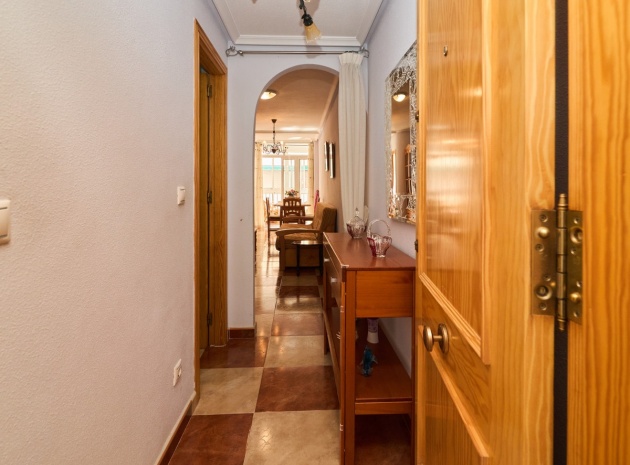 Lägenhet - Återförsäljning - Torrevieja - Torrevieja Centro