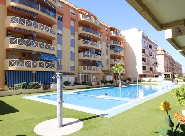 Lägenhet - Återförsäljning - Torrevieja - Torrevieja Centro