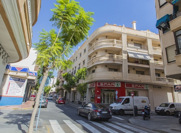 Lägenhet - Återförsäljning - Torrevieja - Torrevieja Centro
