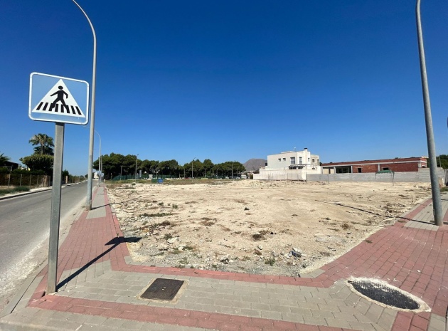 Land - Wiederverkauf - Rafal - Rafal