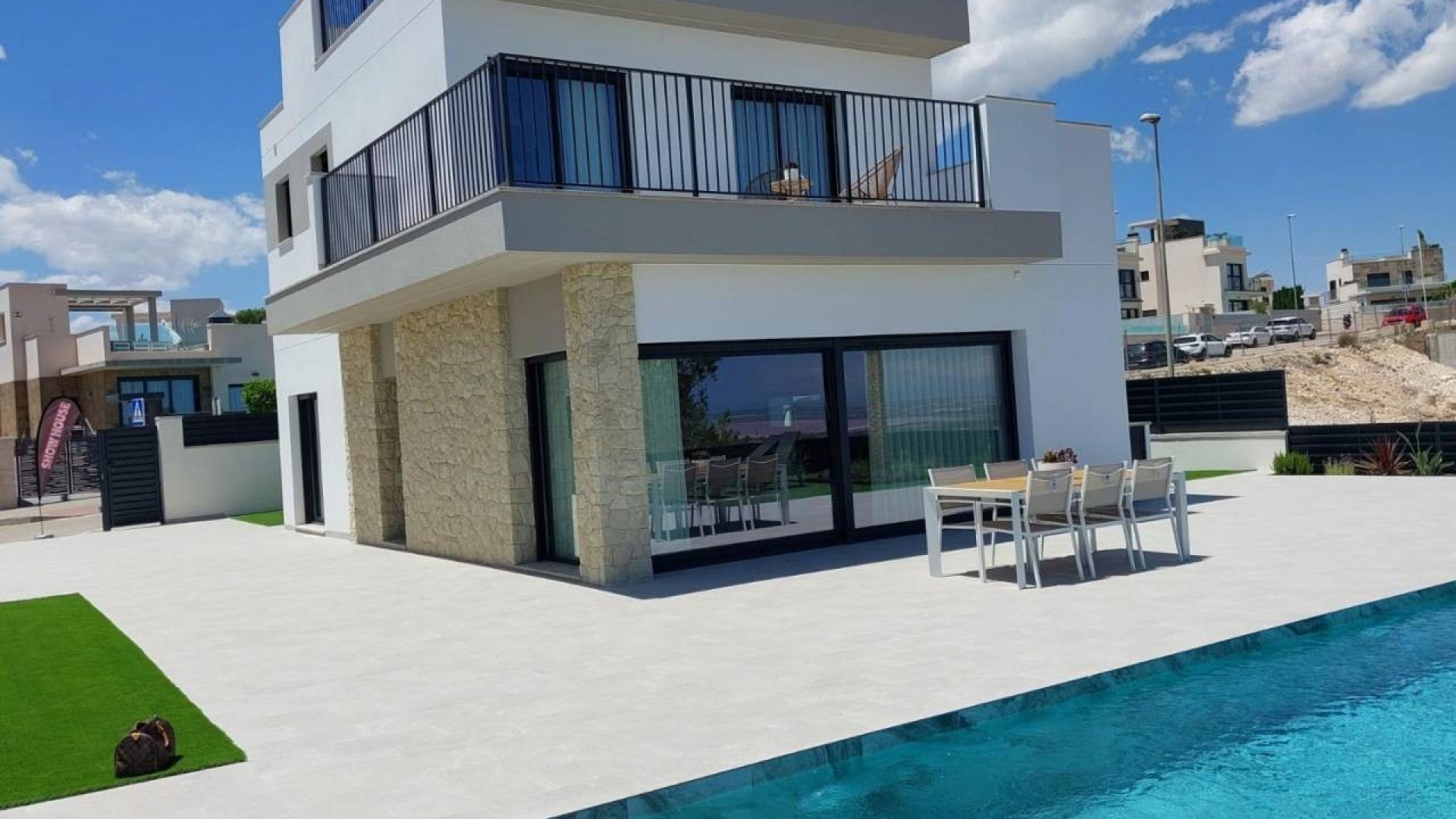 Luxury detached villa for sale in Villamartin with sea and salt lake views