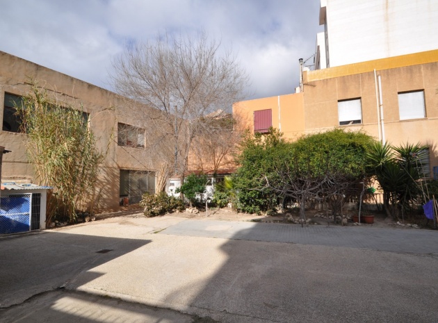 Maison de ville - Revente - Petrel - Petrer