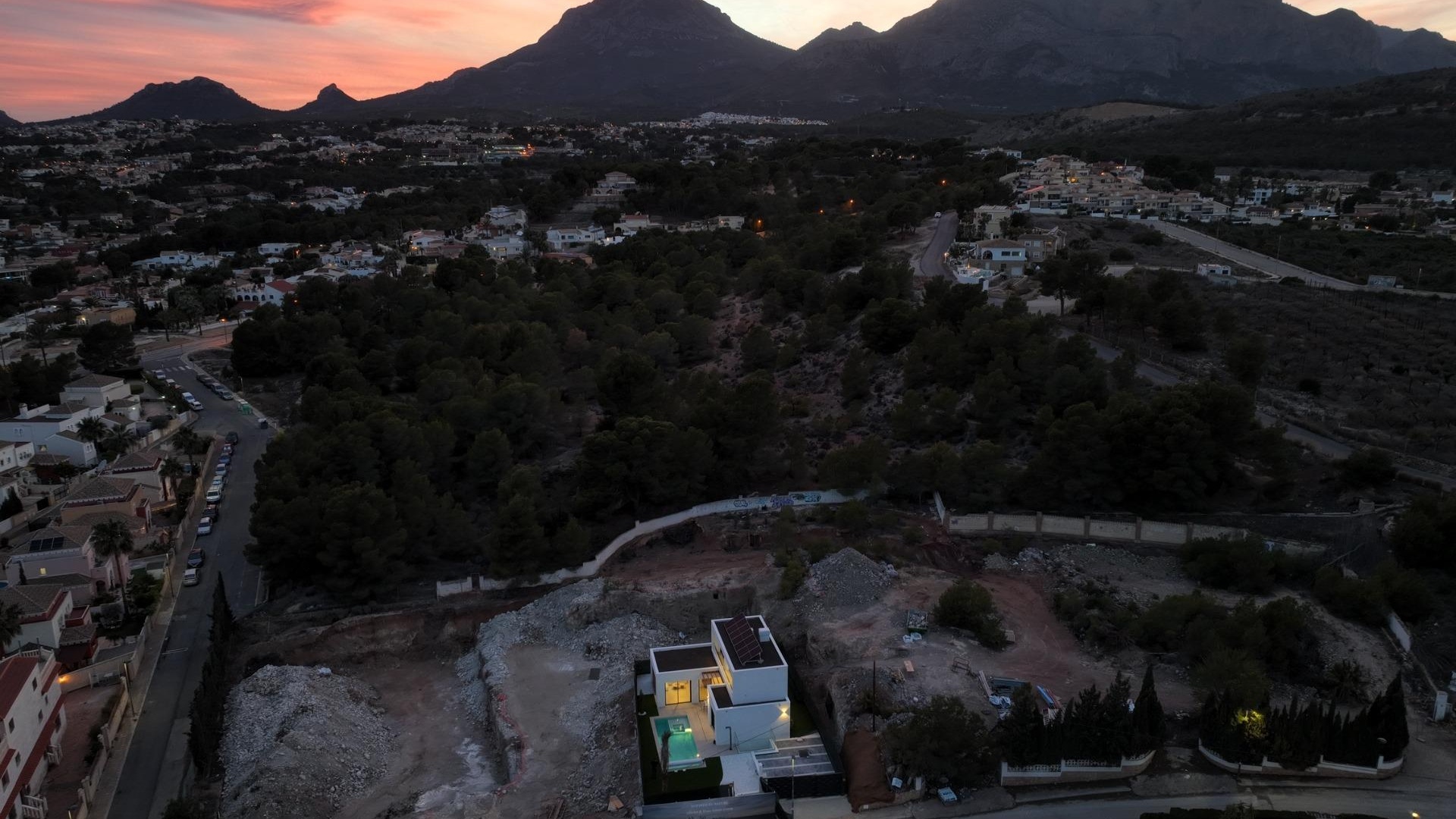 Neubau - Villa - Alfas del Pi - Escandinavia