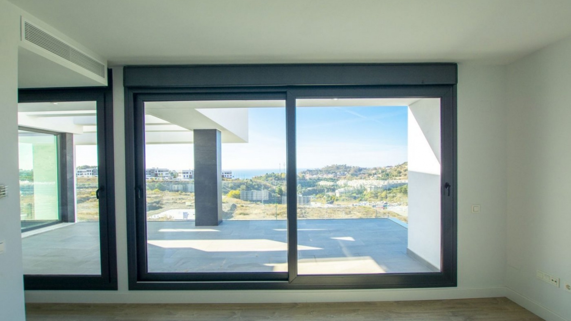 Neubau - Villa - Málaga - Limonar