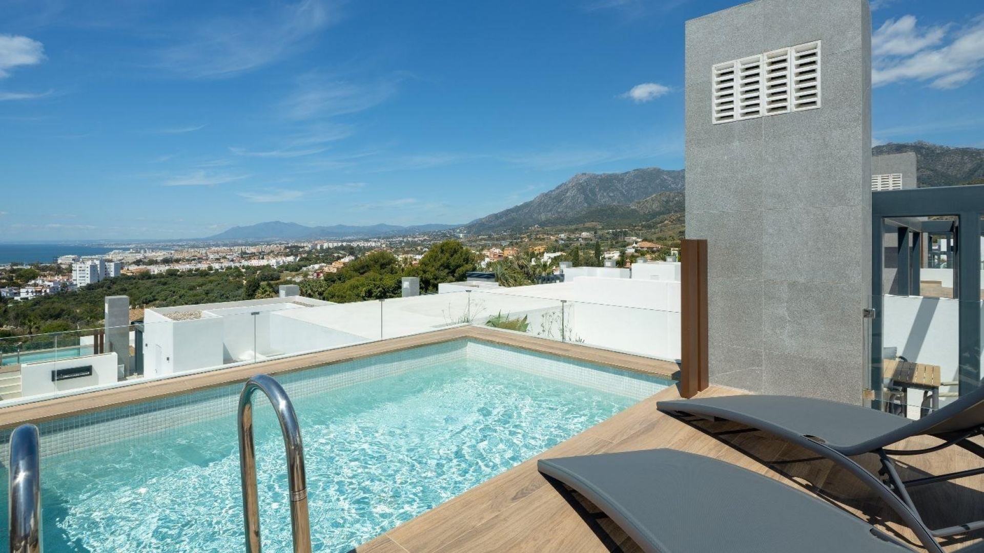 Neubau - Villa - Marbella - Rio Real Golf
