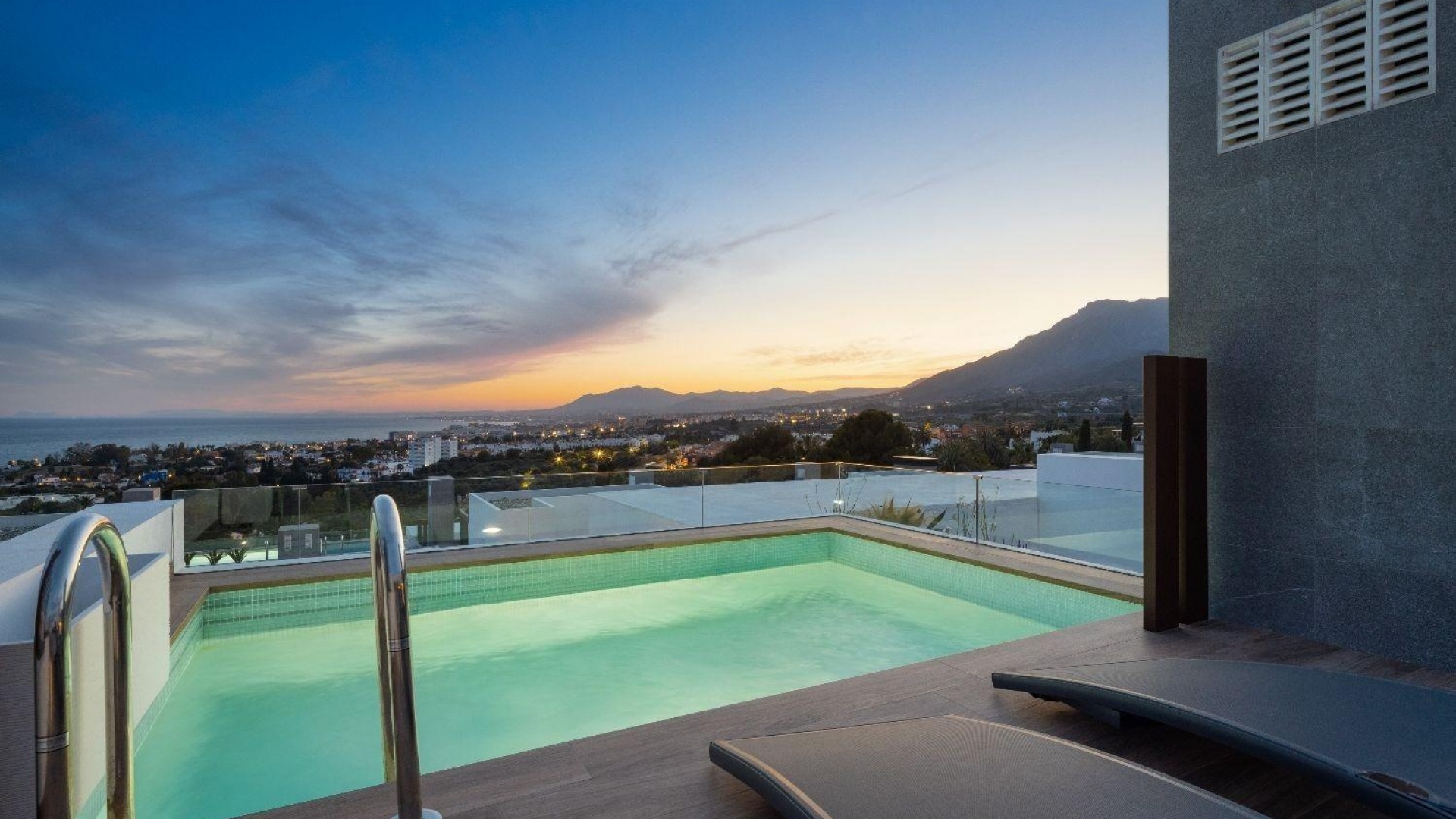 Neubau - Villa - Marbella - Rio Real Golf