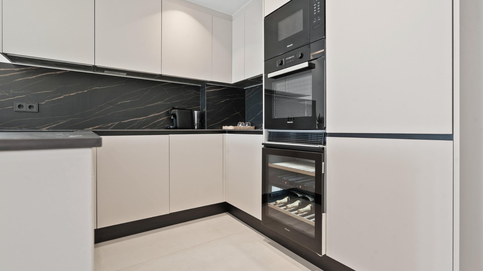 Neubau - Wohnung - Estepona - El Paraíso