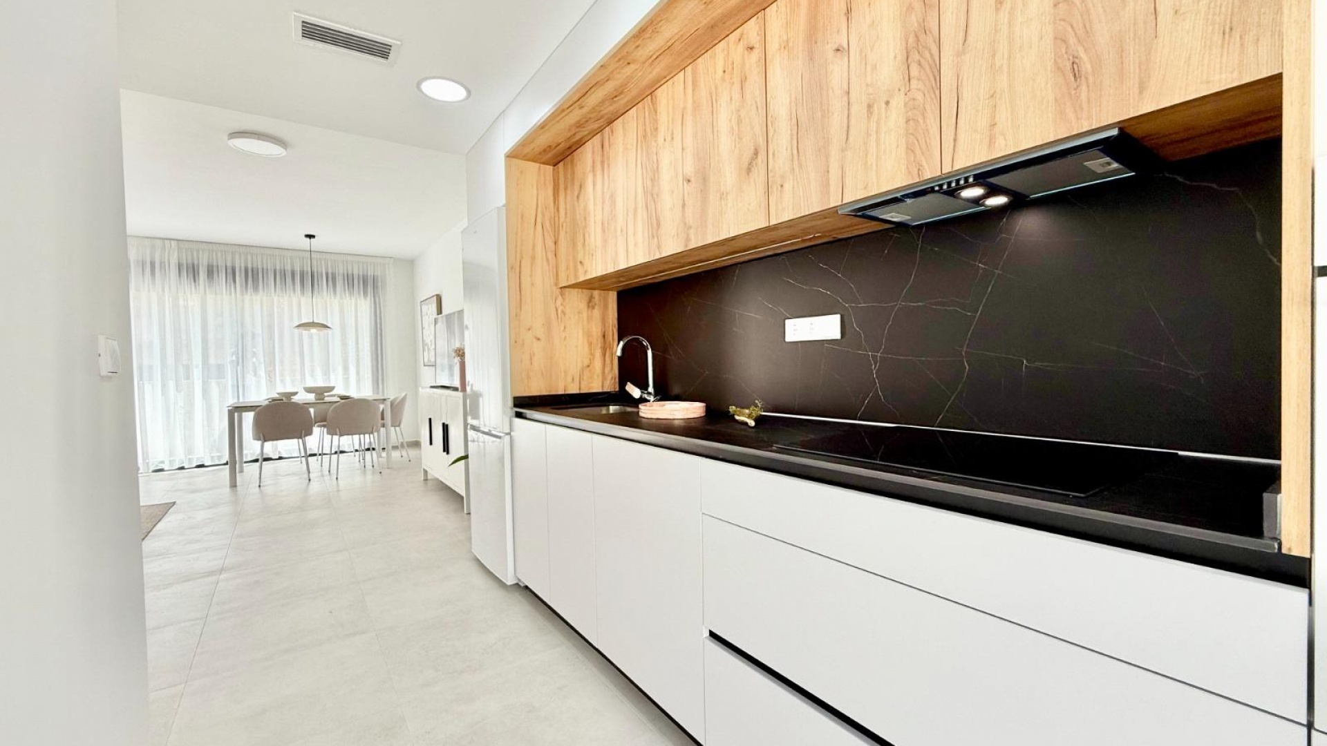 New Build - Townhouse - Cox - Sin Zona