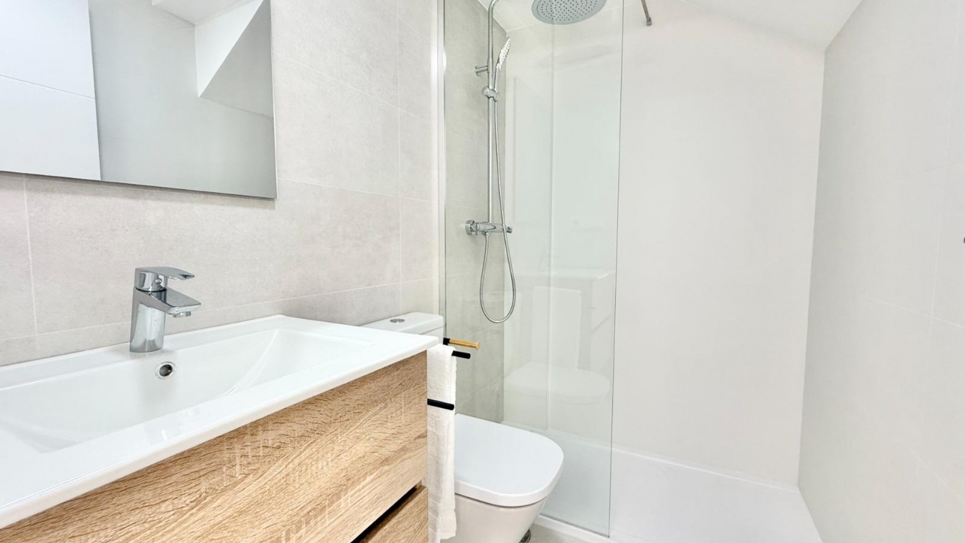 New Build - Townhouse - Cox - Sin Zona