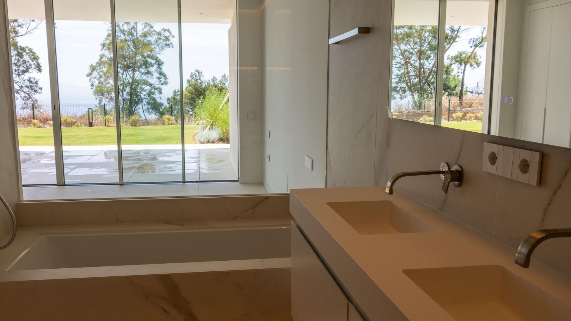 Nieuw gebouw - Appartement - Ojen - El Soto De Marbella