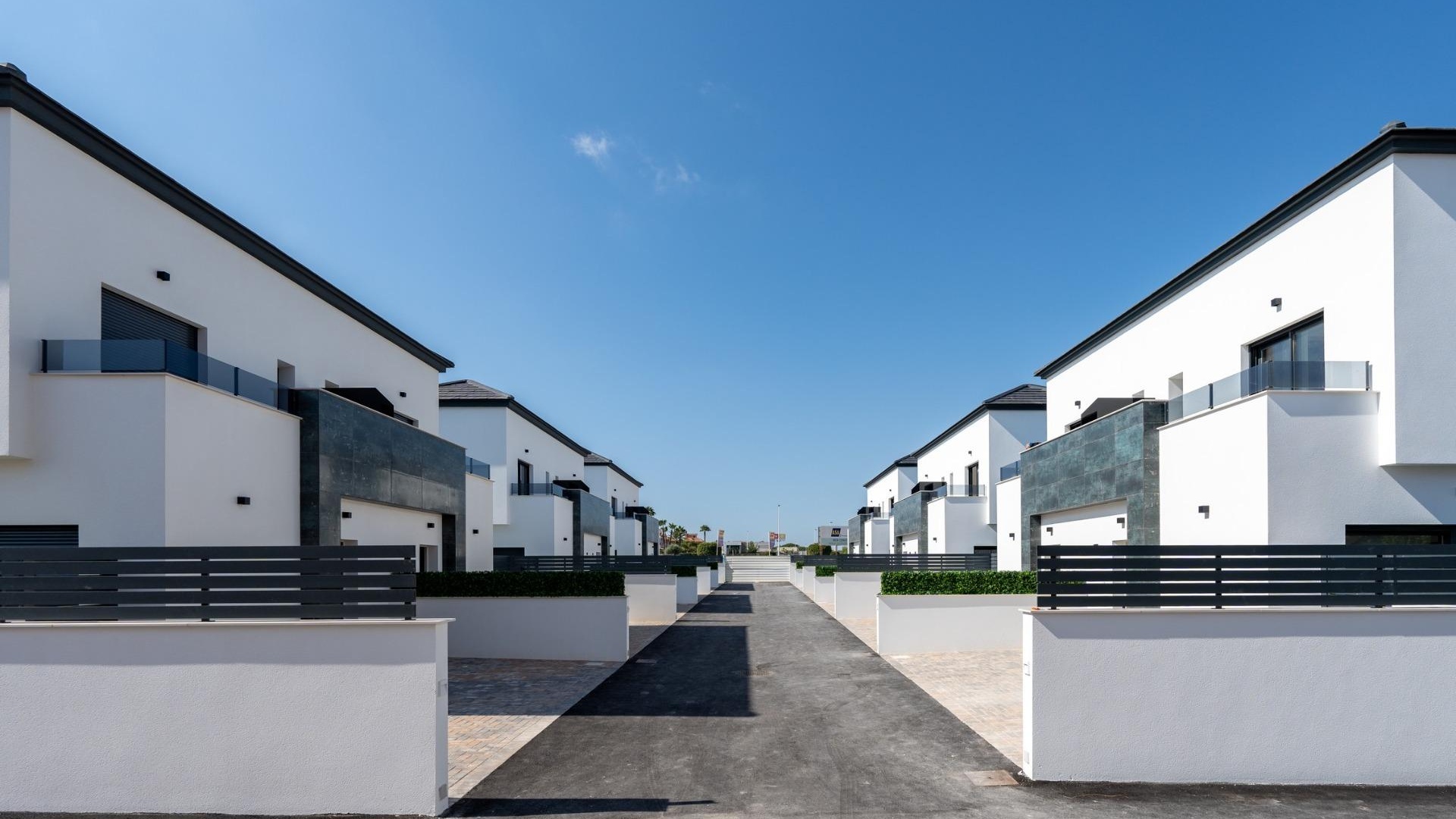 Nieuw gebouw - Villa - Gran Alacant - Centro Comercial Ga