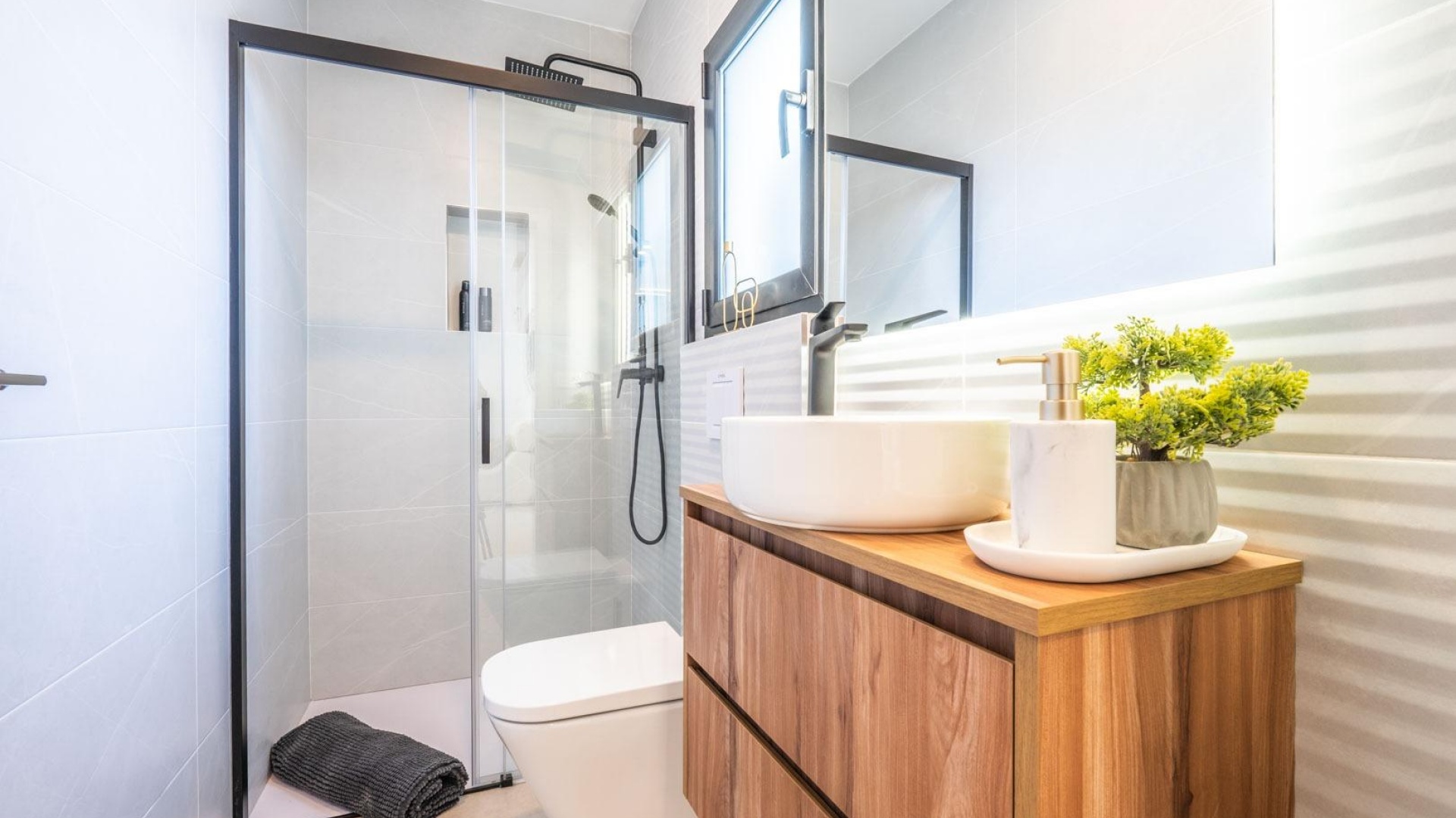 Nieuw gebouw - Villa - Roldan