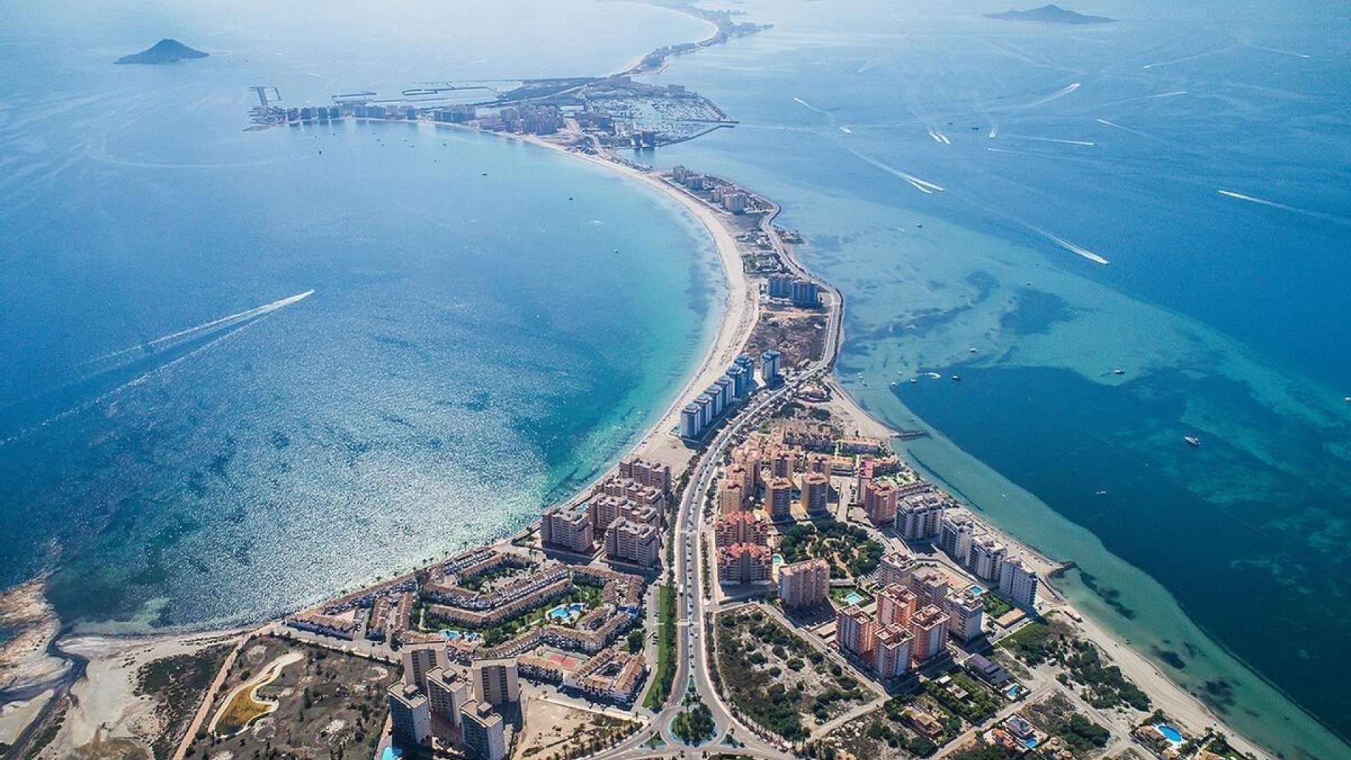 Nouvelle construction - Villa - Roldan