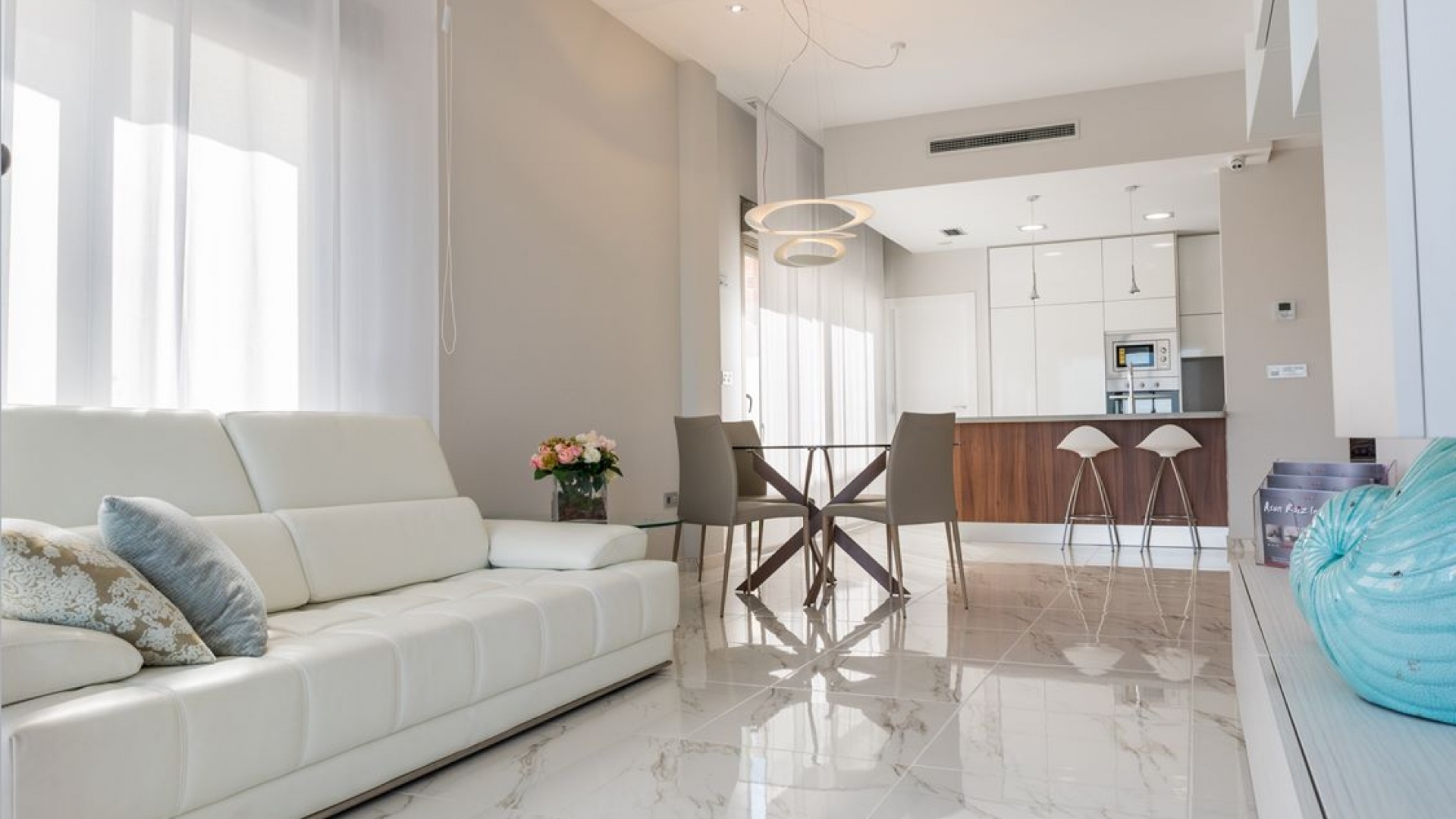 Nouvelle construction - Villa - Villamartin - PAU 26