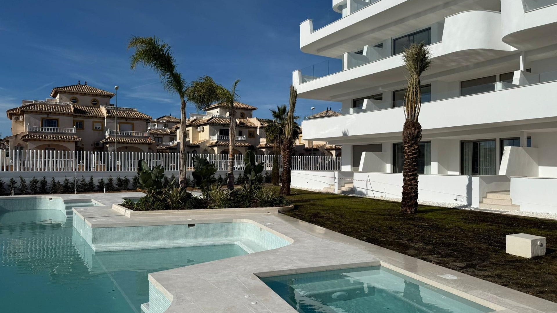 Nybyggnad - Lägenhet - Orihuela Costa - Lomas de Cabo Roig