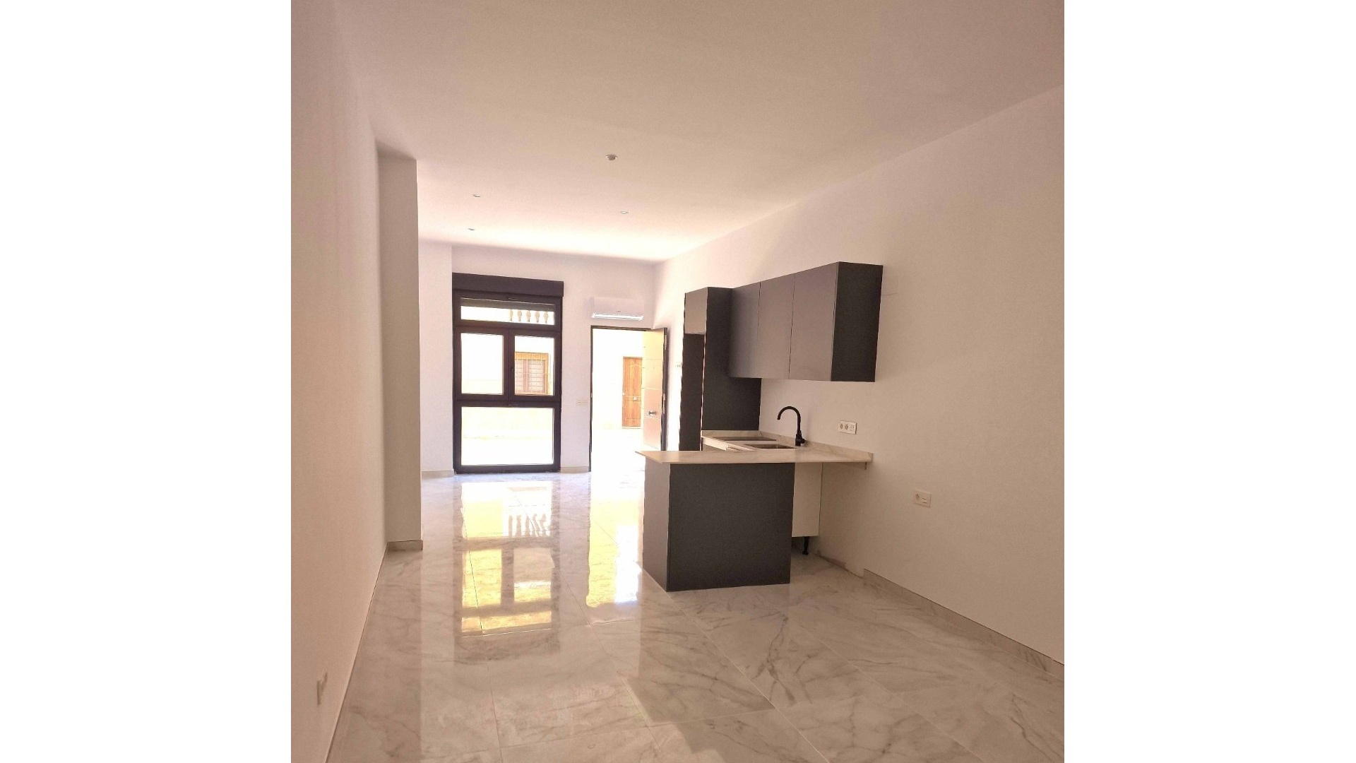 Nybyggnad - Lägenhet - Torrevieja - La Mata