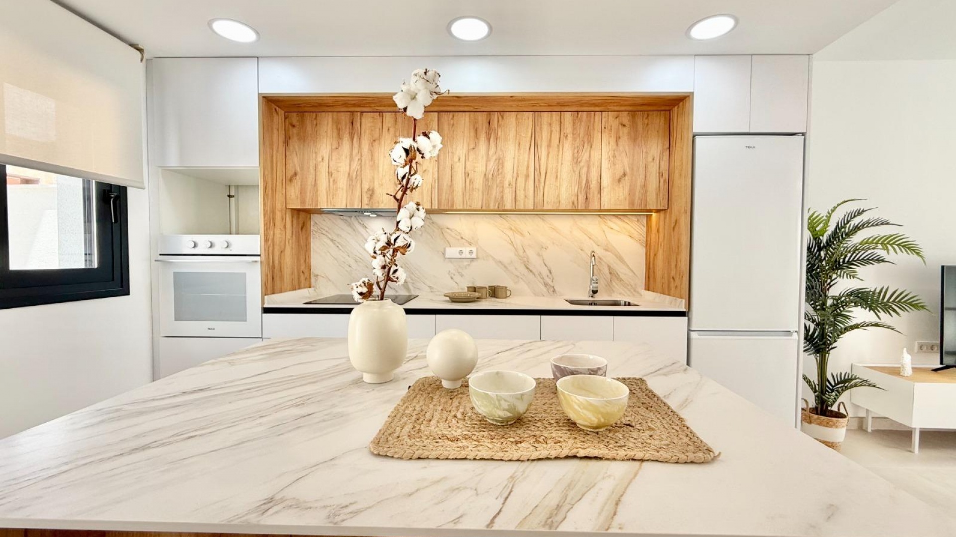 Nybyggnad - Radhus - Cox - Sin Zona