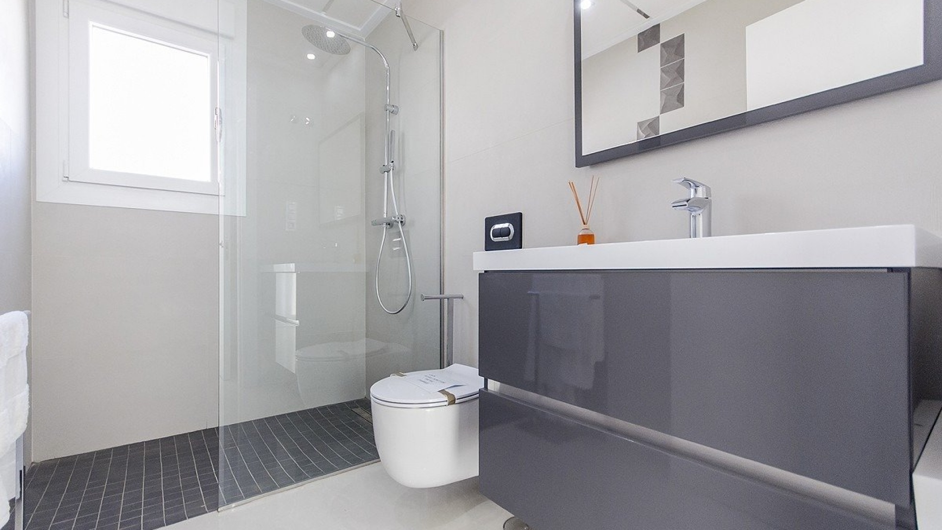 Nybyggnad - Villa - Los Montesinos - La Herrada