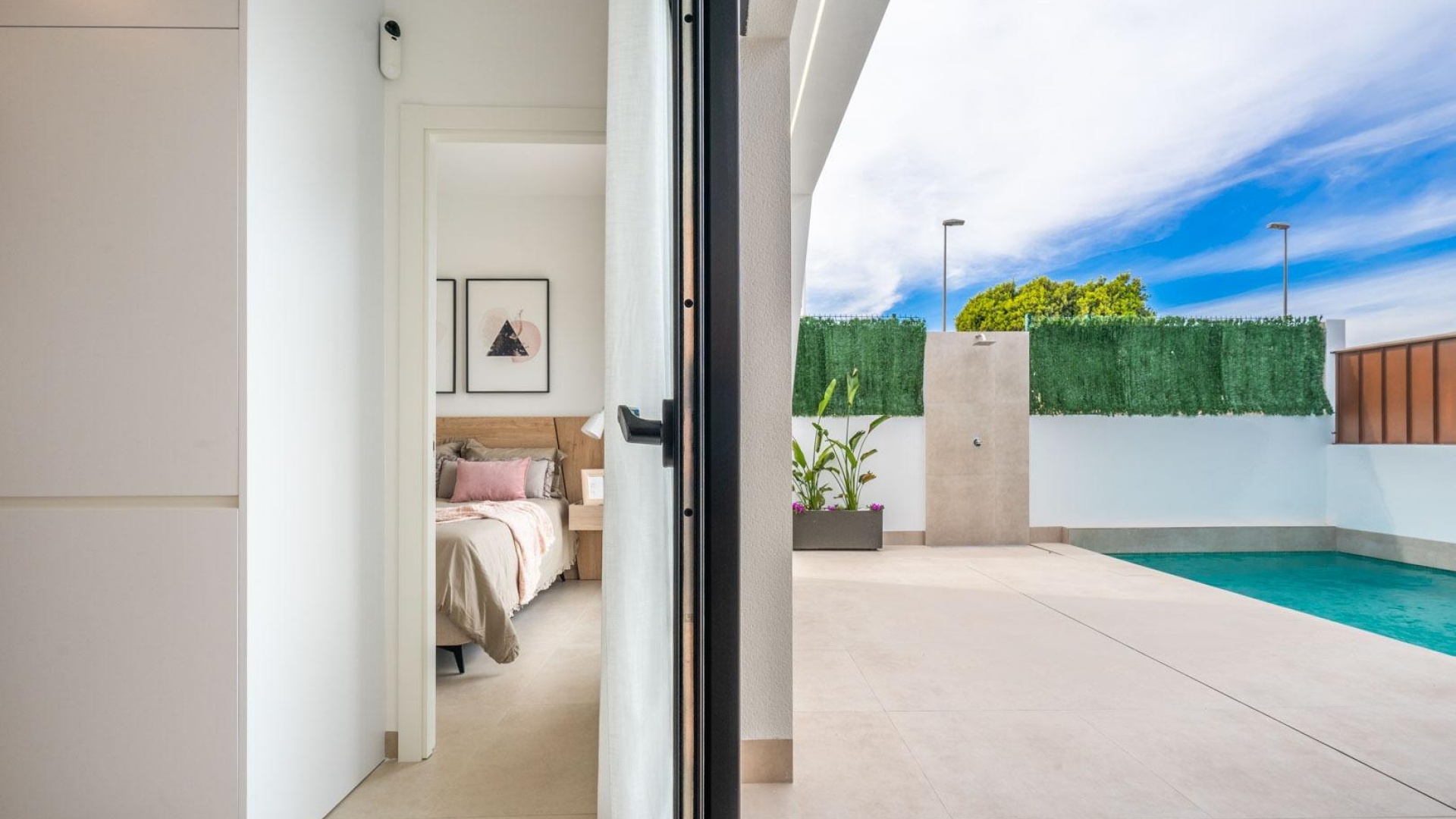 Nybyggnad - Villa - Roldan