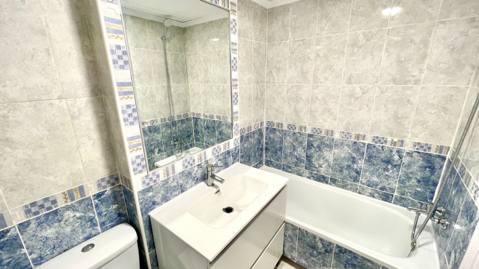 Resale - Apartment - Algorfa - fontana