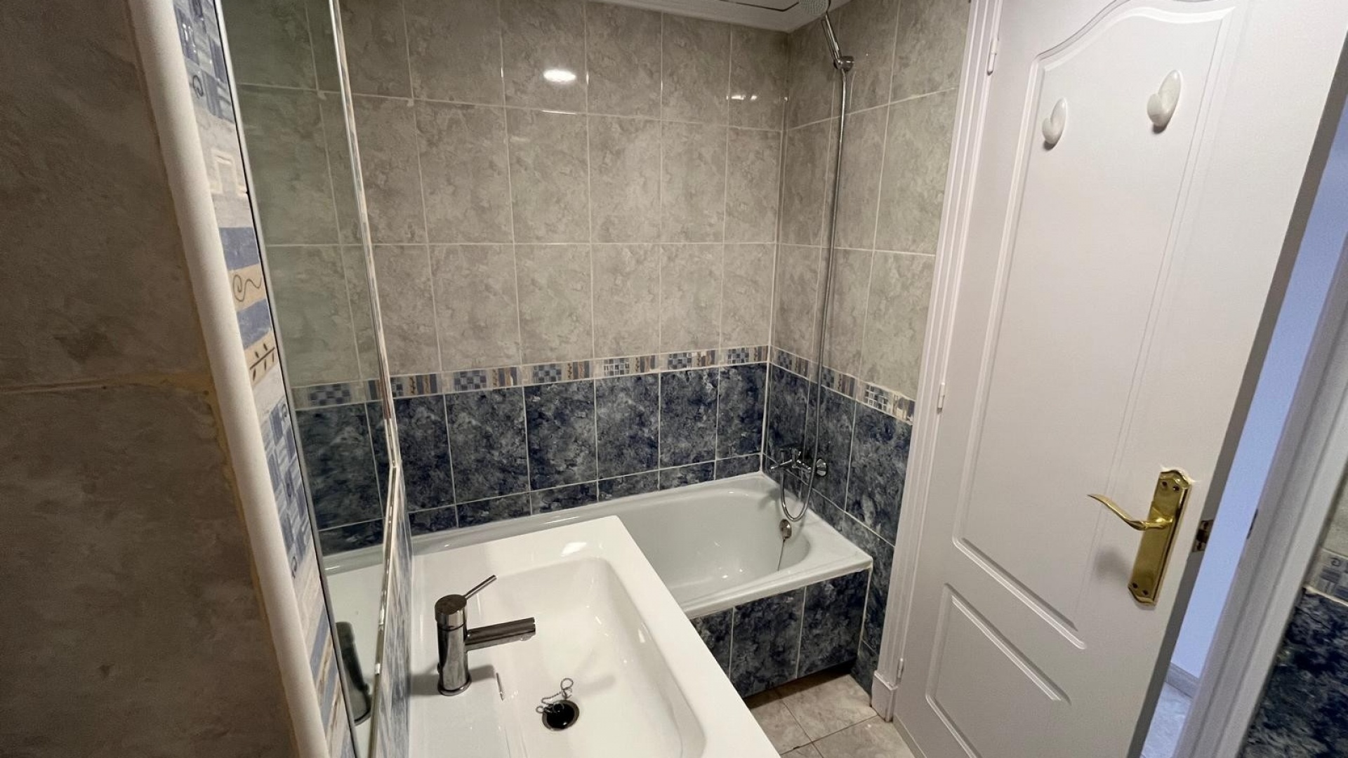 Resale - Apartment - Algorfa - fontana