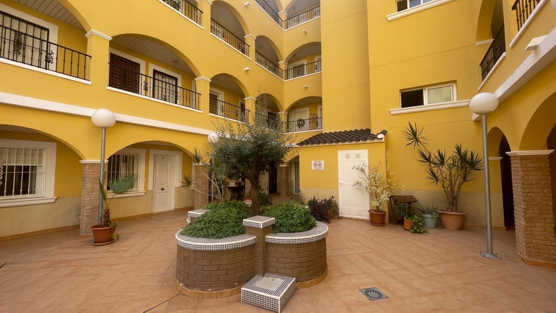Resale - Apartment - Algorfa - fontana
