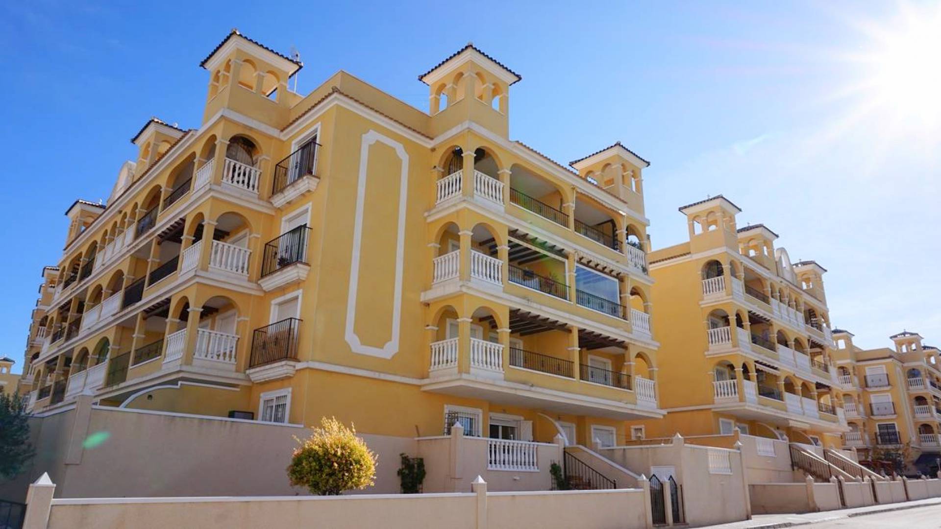 Resale - Apartment - Algorfa - fontana