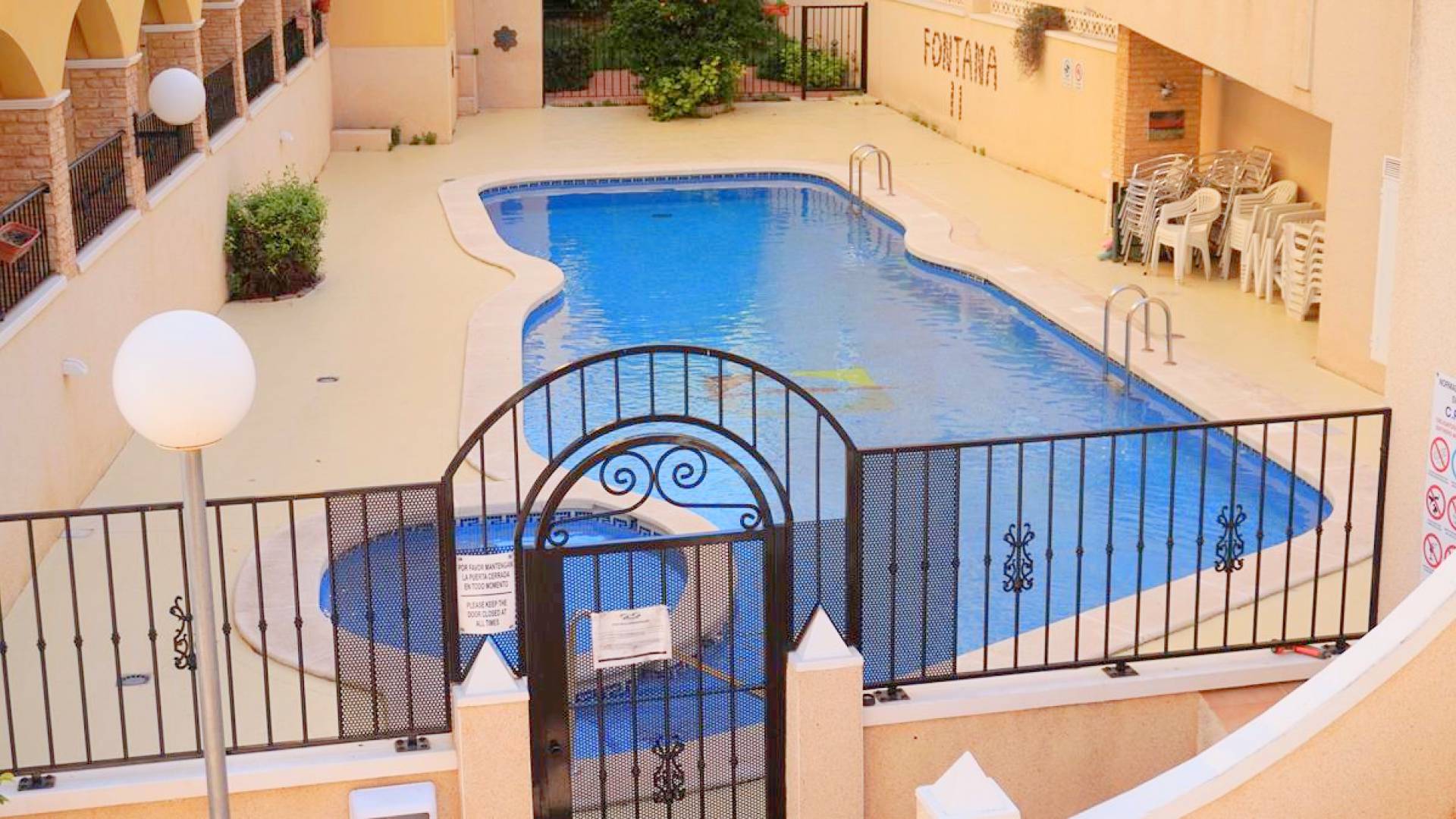 Resale - Apartment - Algorfa - fontana