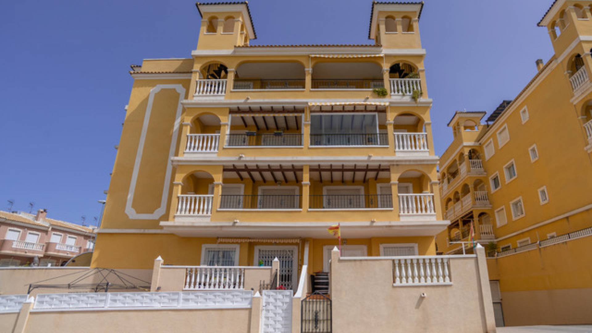 Resale - Apartment - Algorfa - fontana