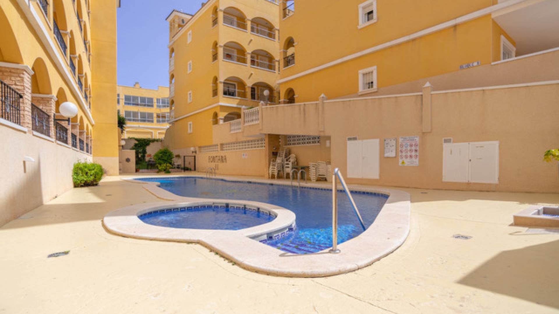 Resale - Apartment - Algorfa - fontana