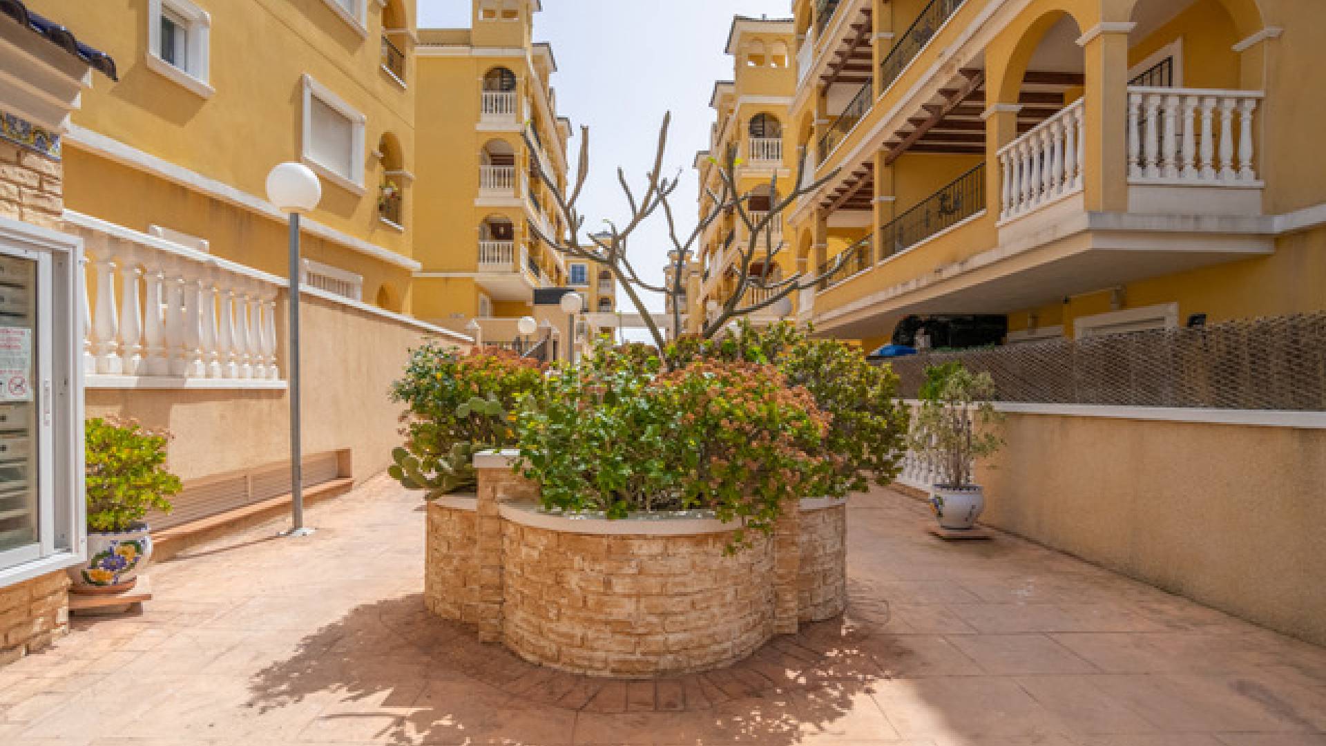 Resale - Apartment - Algorfa - fontana