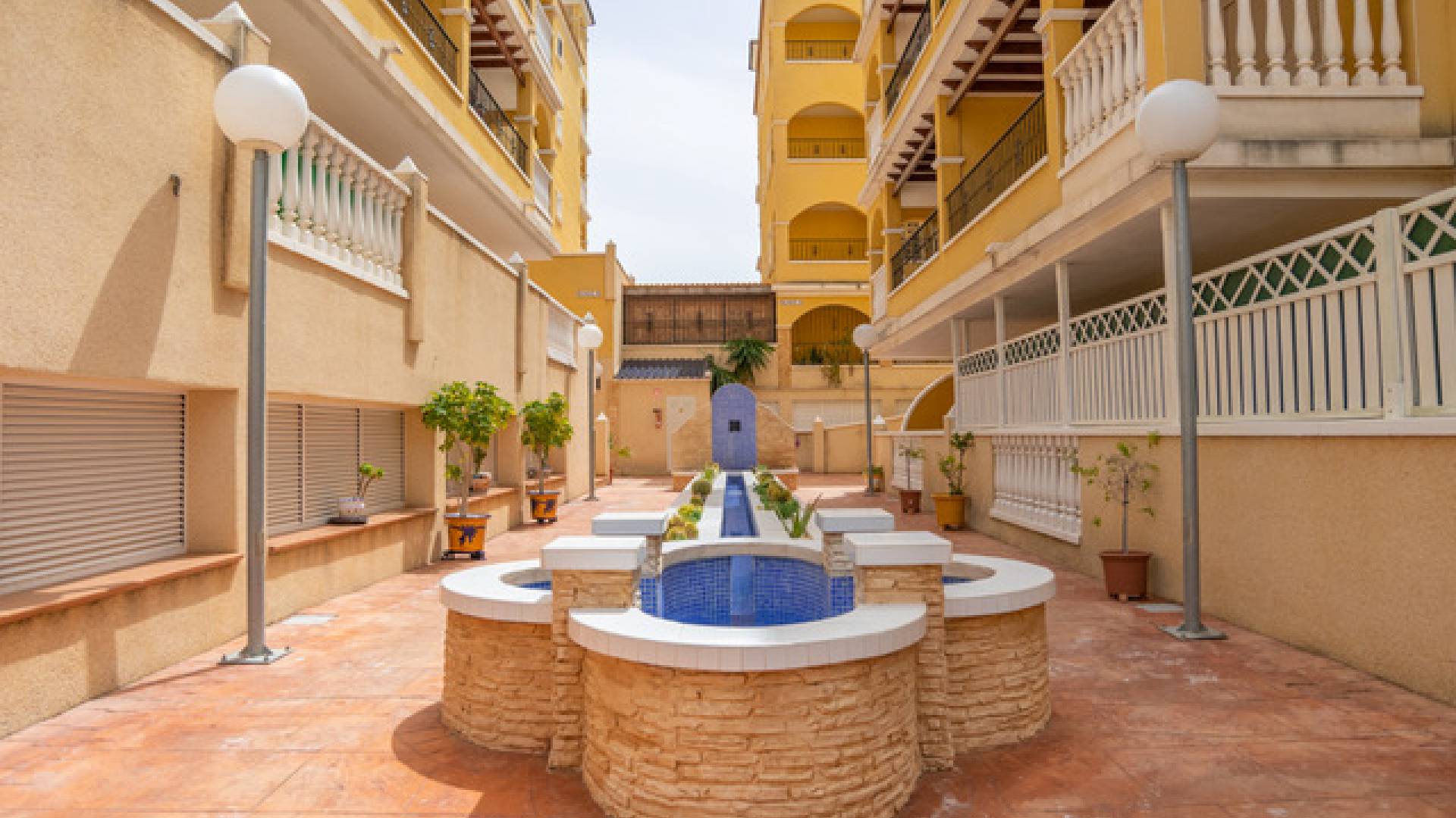 Resale - Apartment - Algorfa - fontana