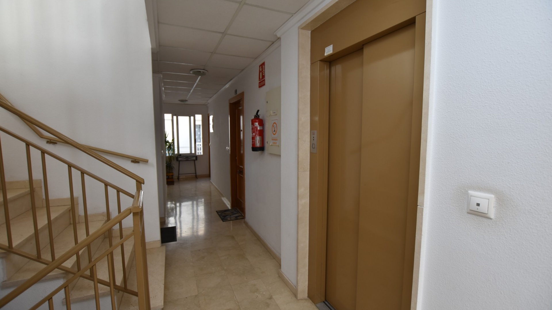 Resale - Apartment - Algorfa