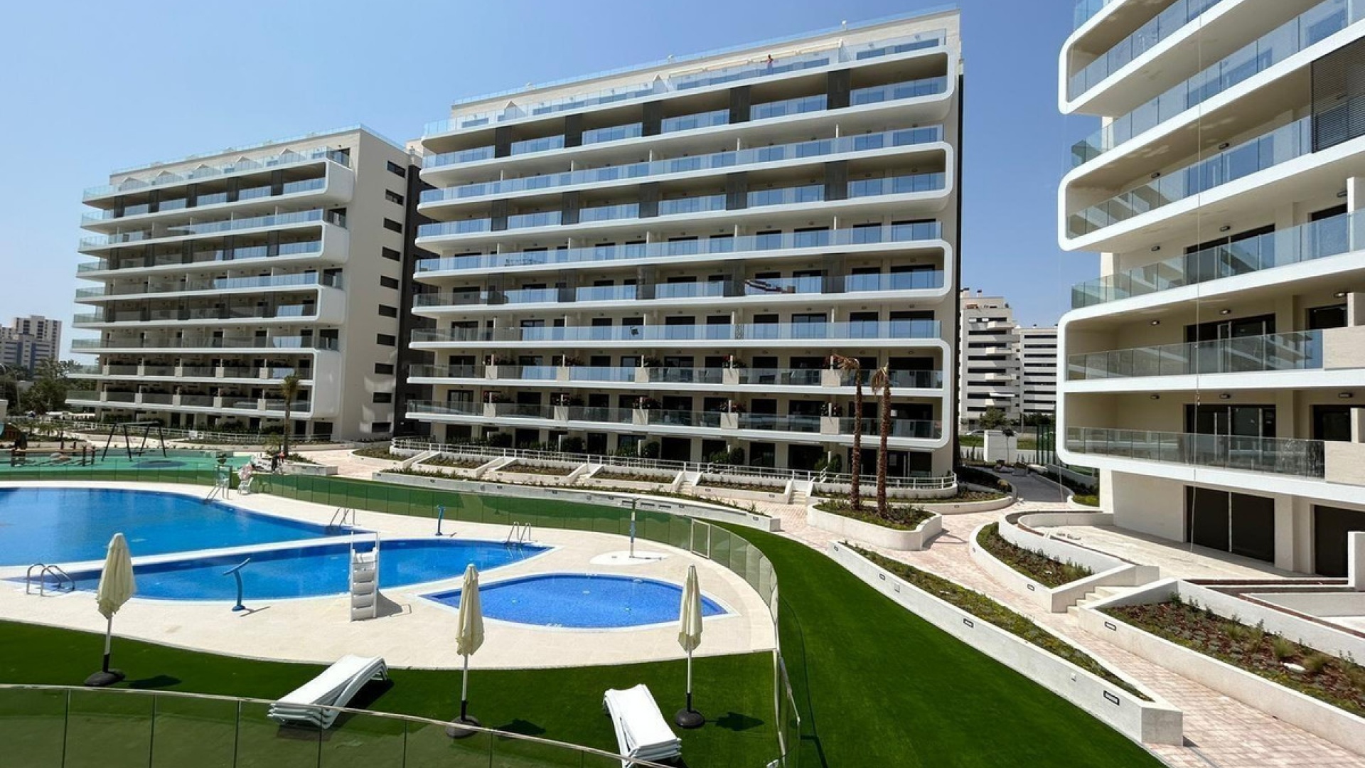 Resale - Apartment - Alicante - Alicante Centro