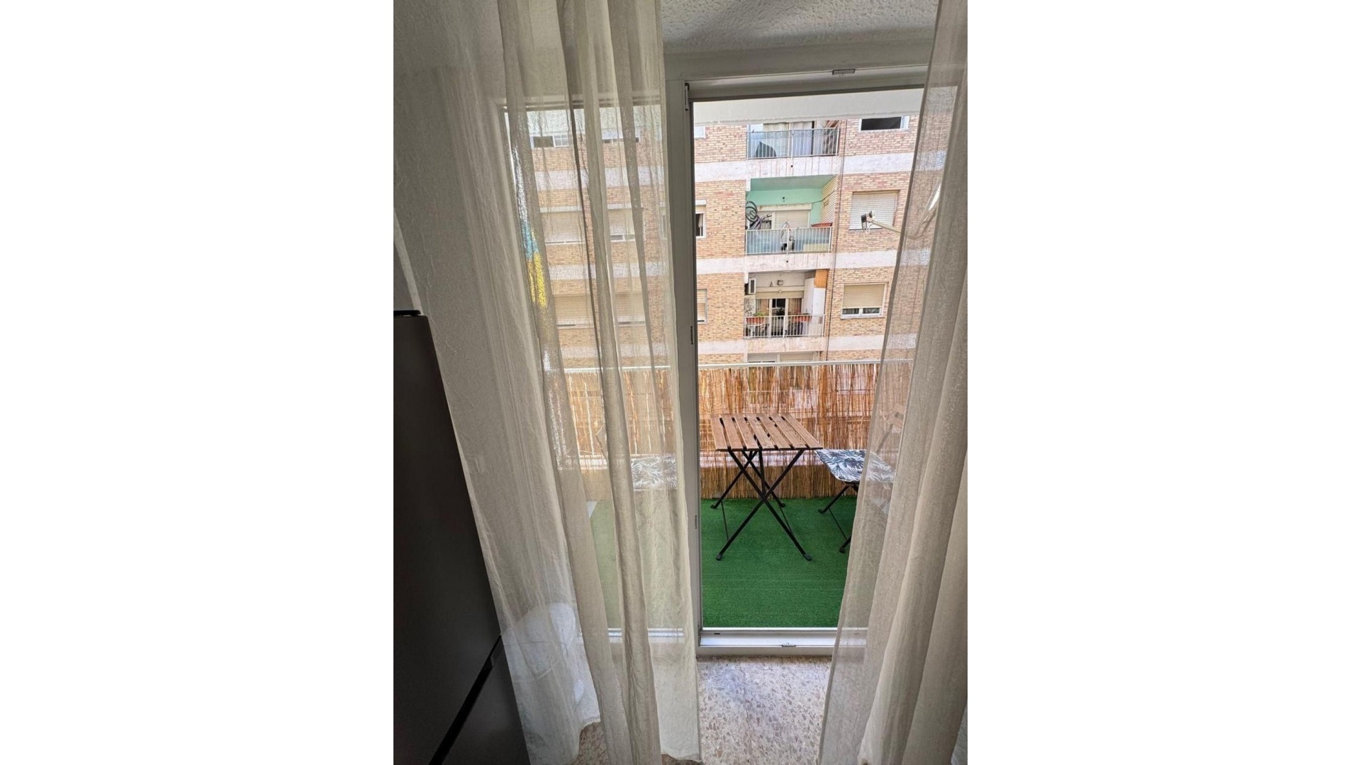 Resale - Apartment - Alicante - Alicante Centro