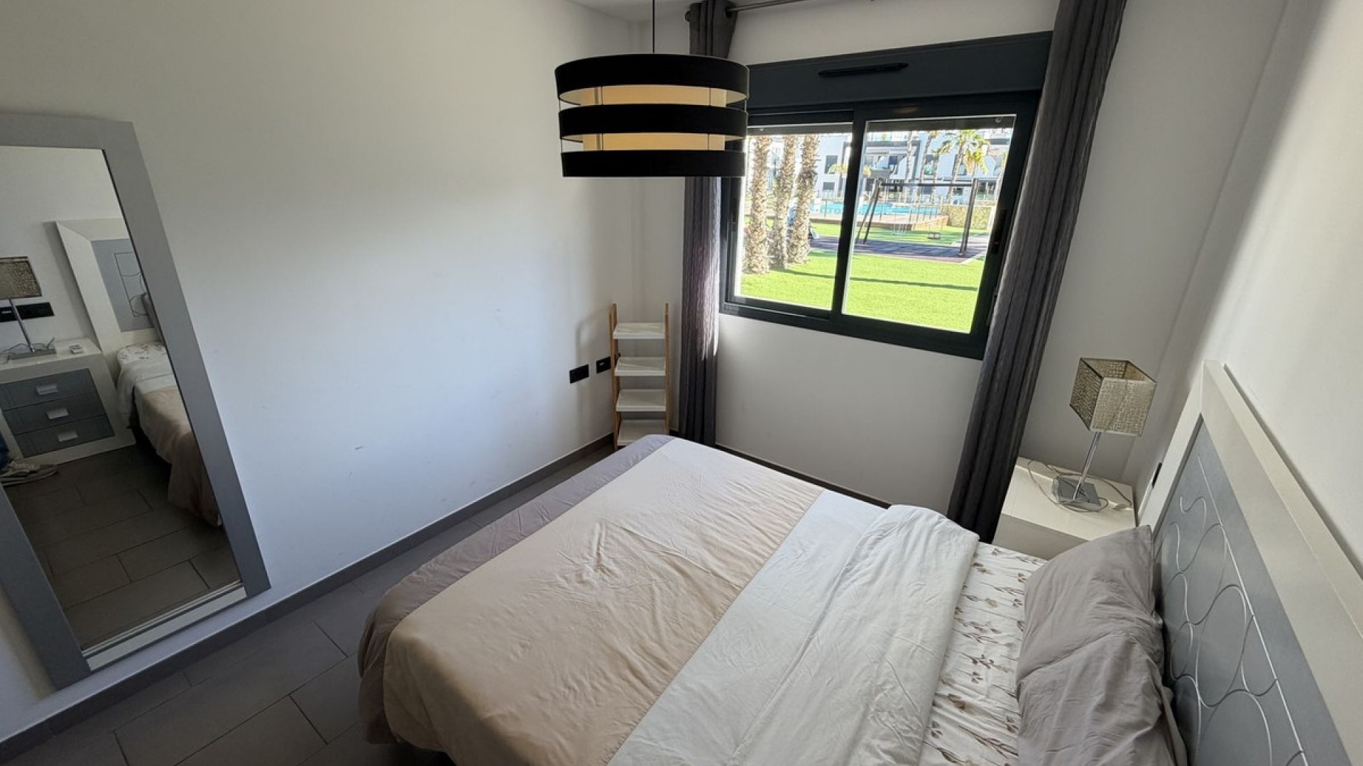 Resale - Apartment - Alicante - Alicante Centro