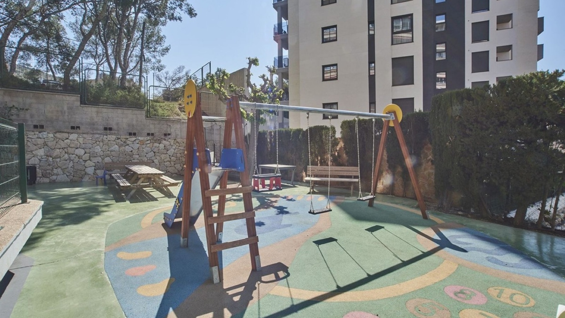 Resale - Apartment - Alicante - Alicante Centro