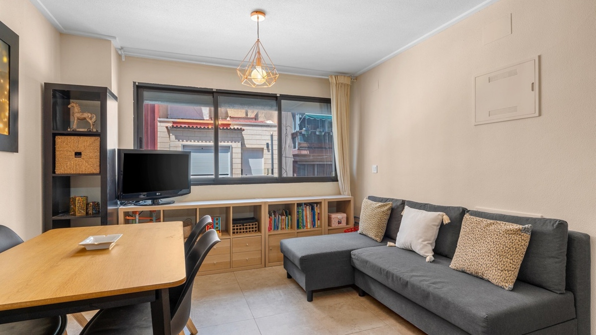 Resale - Apartment - Alicante - Alicante Centro