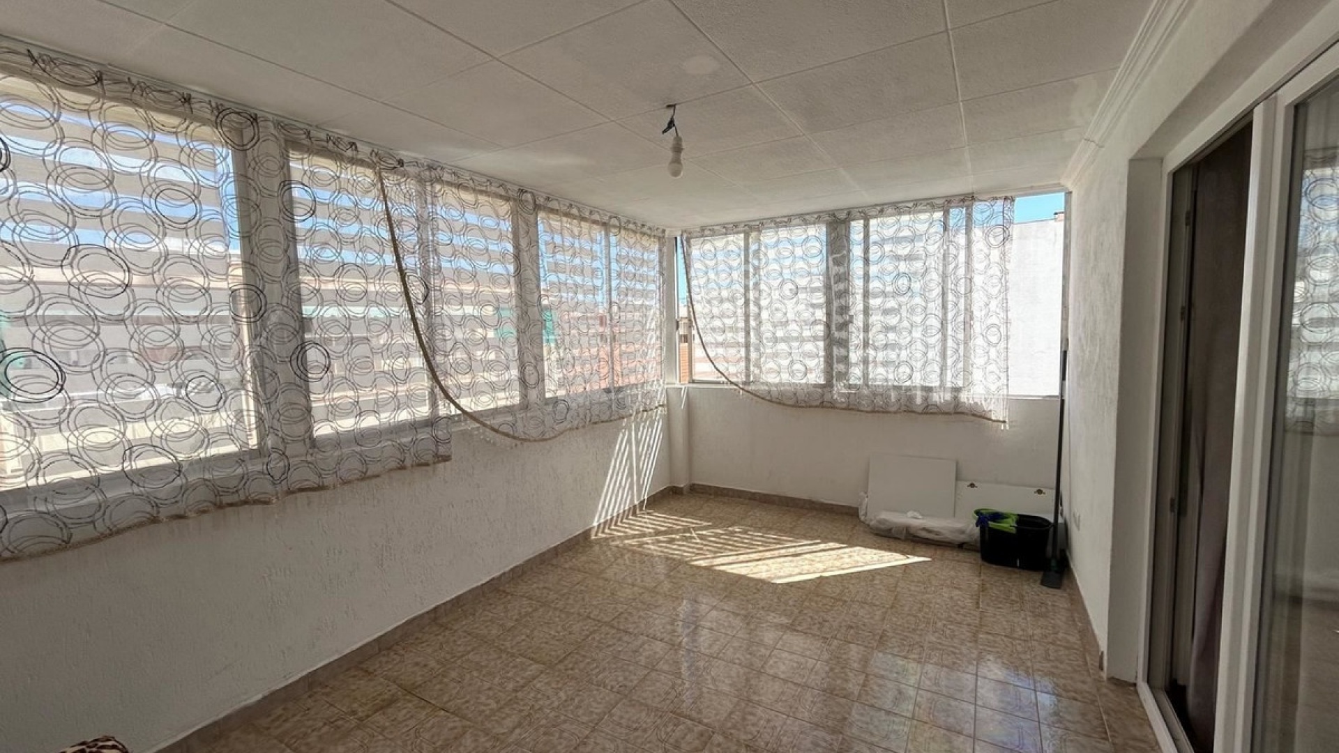 Resale - Apartment - Alicante - Alicante City Centro