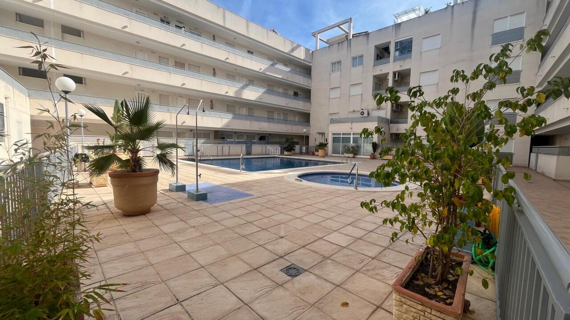 Resale - Apartment - Almoradi