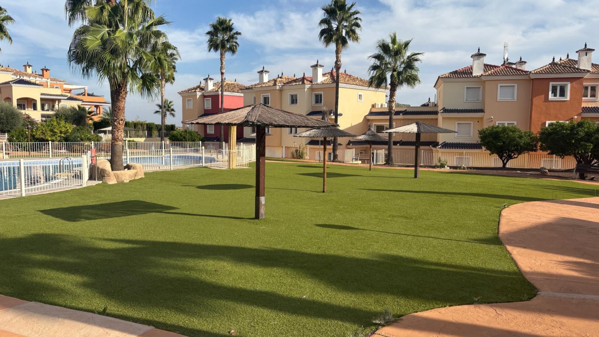 Resale - Apartment - Altaona Golf